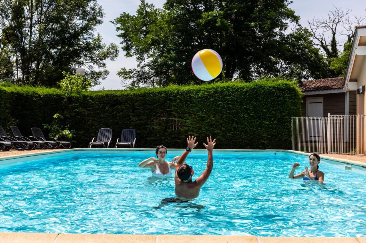 Отель Camping Maeva Escapades Le Domaine Du Cedre Rivieres  Экстерьер фото