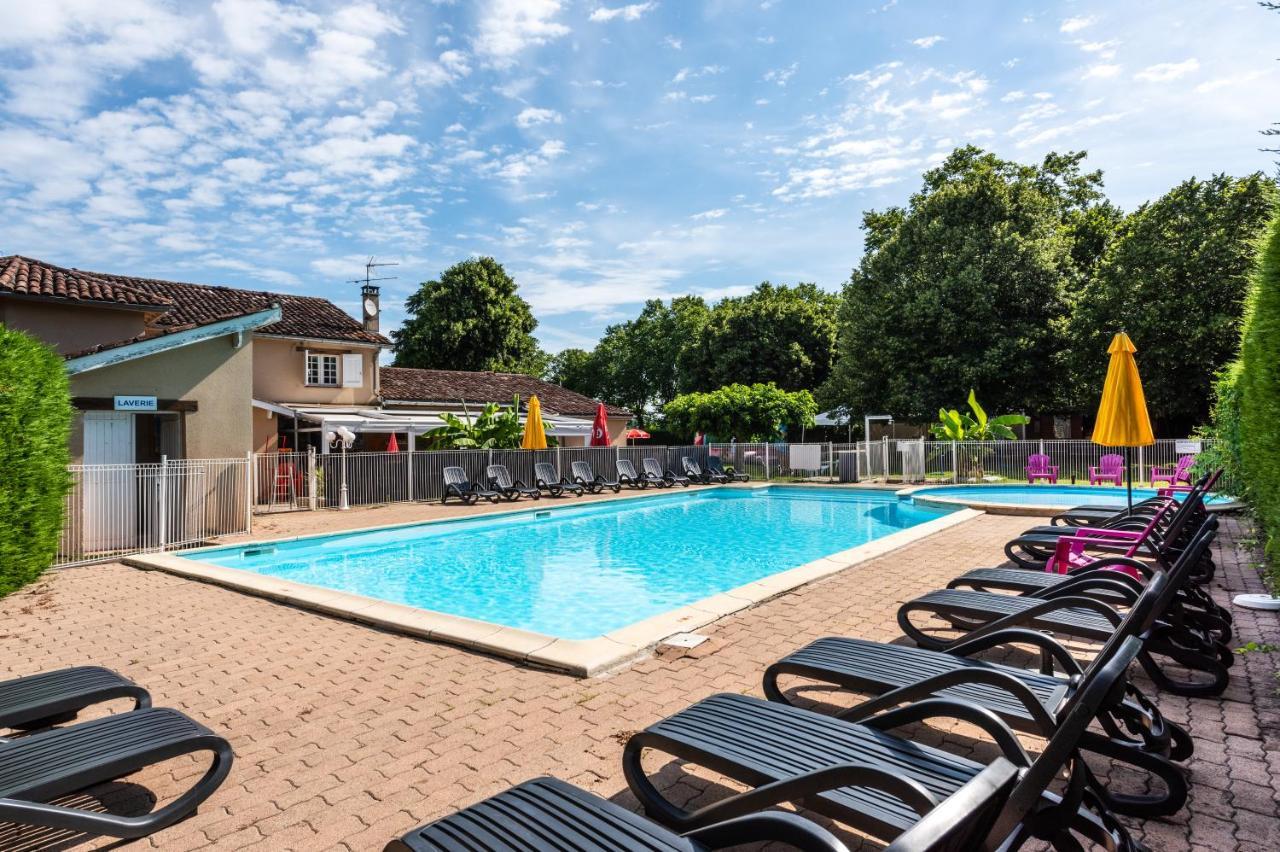 Отель Camping Maeva Escapades Le Domaine Du Cedre Rivieres  Экстерьер фото