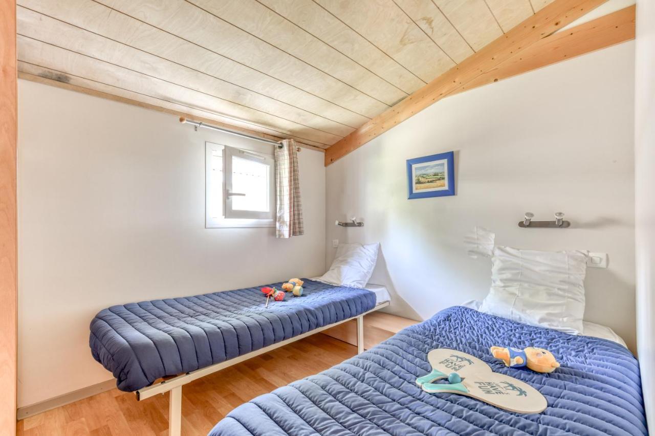 Отель Camping Maeva Escapades Le Domaine Du Cedre Rivieres  Экстерьер фото